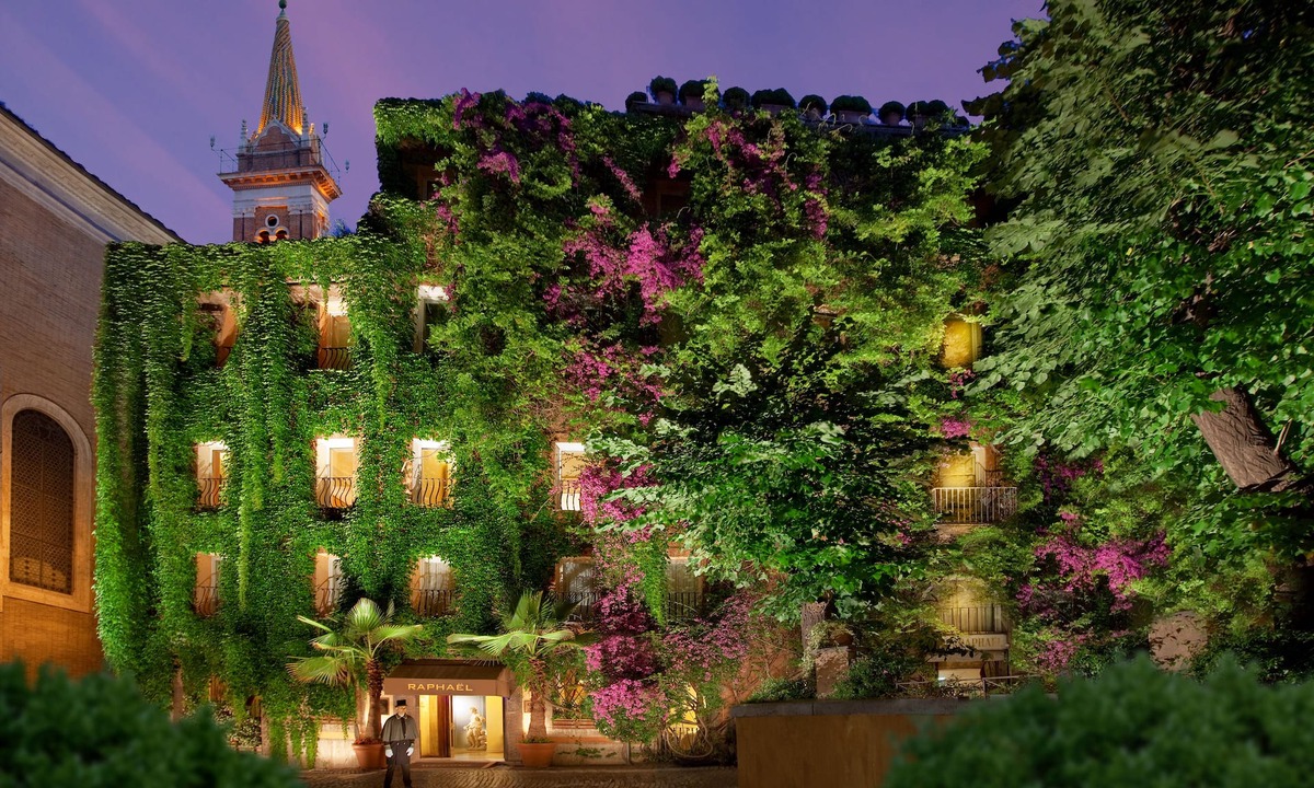 Rione V Ponte Hotel | Hotel Raphaël – Relais & Châteaux