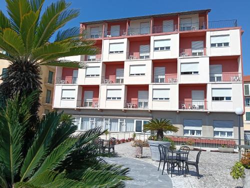 Imperia Hotel | Hotel Robinia