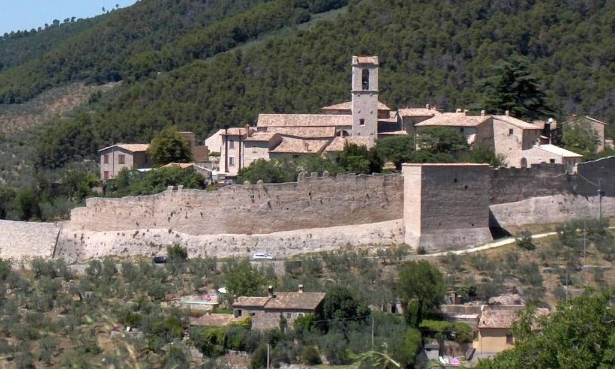 Campello sul Clitunno House | Il Palazzetto Holiday House
