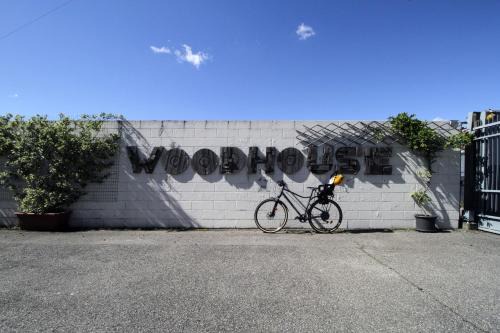 Cinisello Balsamo Hotel | La Cordata Accommodation - Woodhouse Bike Hotel
