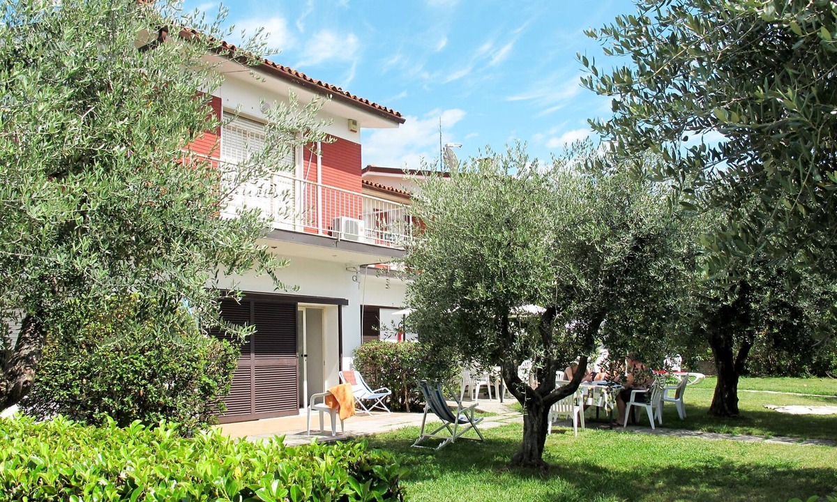 Villaggio Sanghen Apartment | La Villa 2 by Interhome