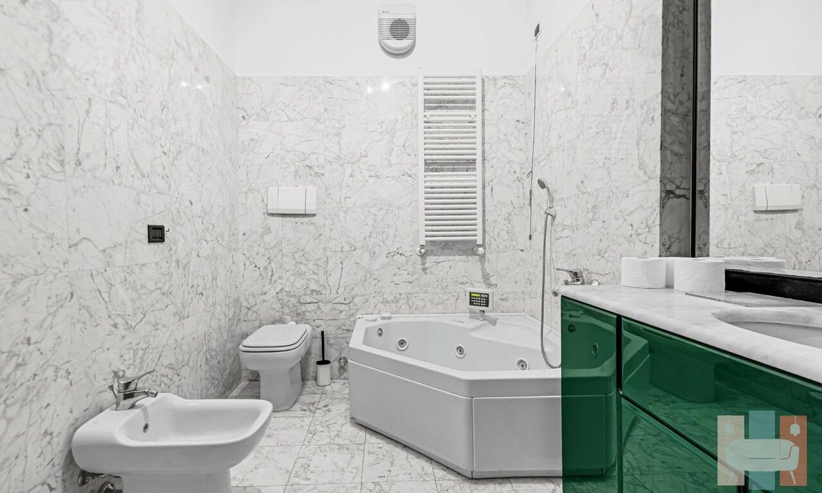 Primaticcio Apartment | LAB17: Spacious and bright apartment for 7 in Milan