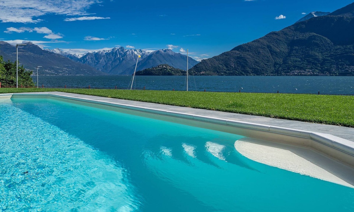 Codogna-Cardano Villa | Lake Como lake front Villa with pool, AC, Wi-Fi, walk to town