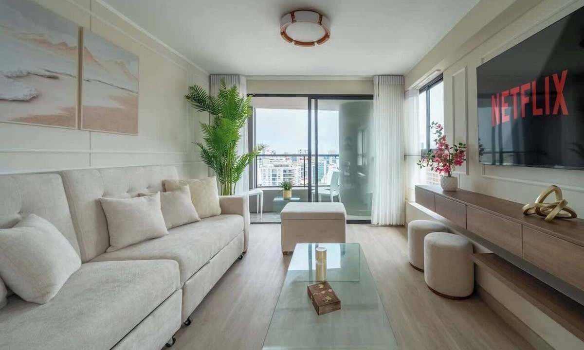 Leuro Apartment | Largest & Elegant Apartment | Larco | Miraflores