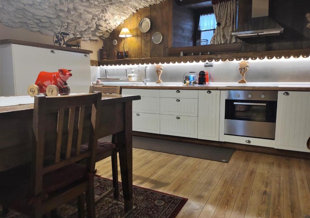 Saint-Pierre House | Le Petit Château de Vetan CIR 0023