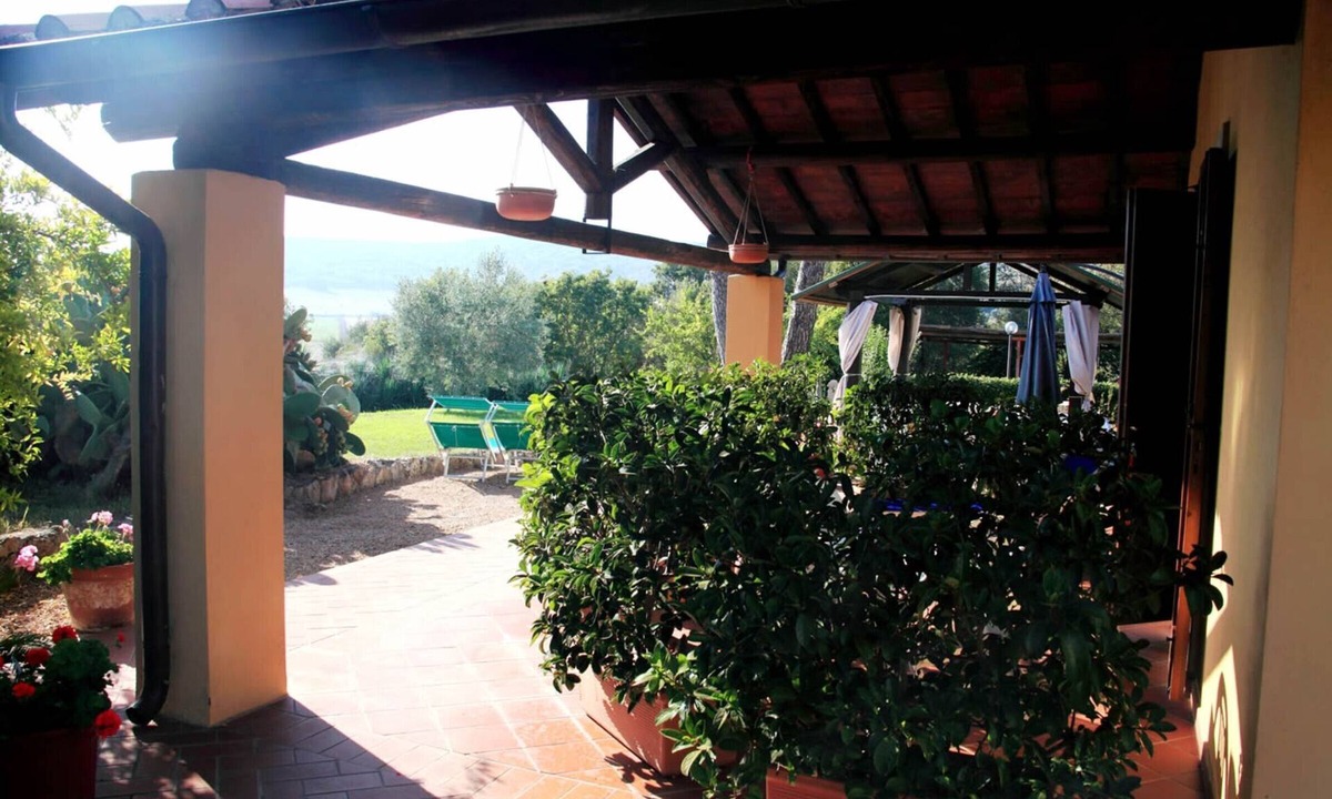 Capalbio Apartment | Le Torrette Etrusche Room 6 – Comfort and Relaxation in Capalbio