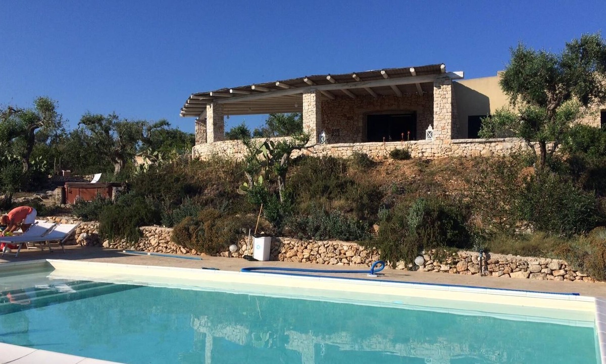 Marina di Pescoluse House | Li Fani Luxe Pool Stone House