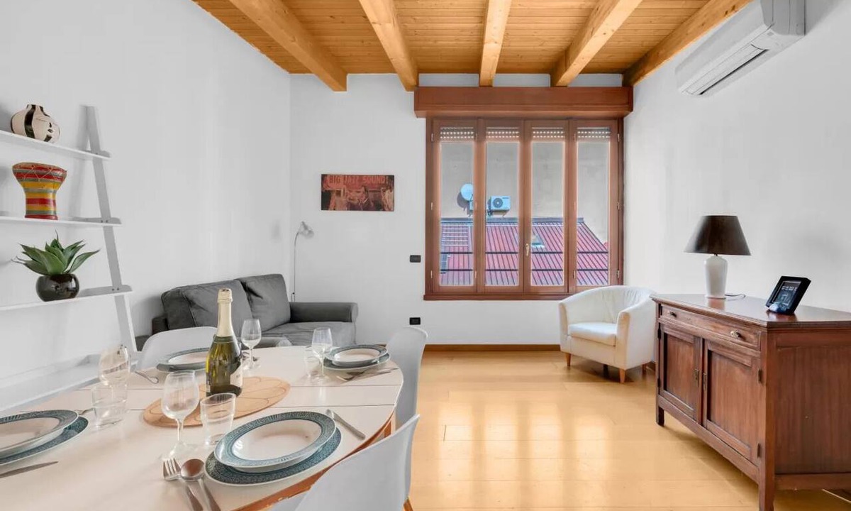 NoLo Apartment | MO37 DUAL [Duomo-Loreto] Chic Central