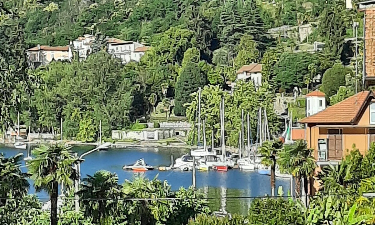 Solcio Apartment | Near Stresa, Lesa apartment with lake view terrace. Ideal for families. WI-FI