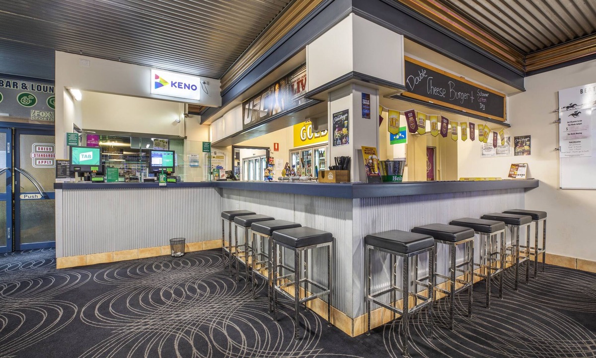 Atherton Hotel | Nightcap at Atherton Hotel