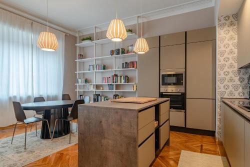 Cit Turin Apartment | Nuvole Bianche