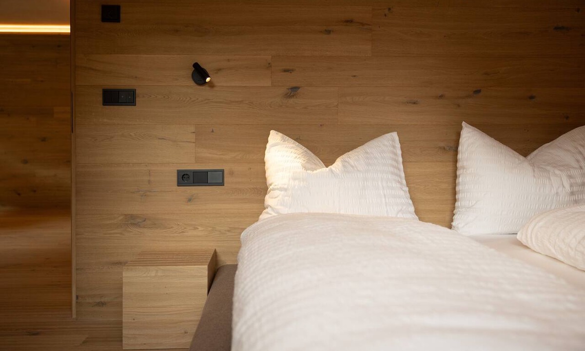 Pennes Apartment | Oberwidner Luma – Luxury Apartment with Mountain View and Private Terrace