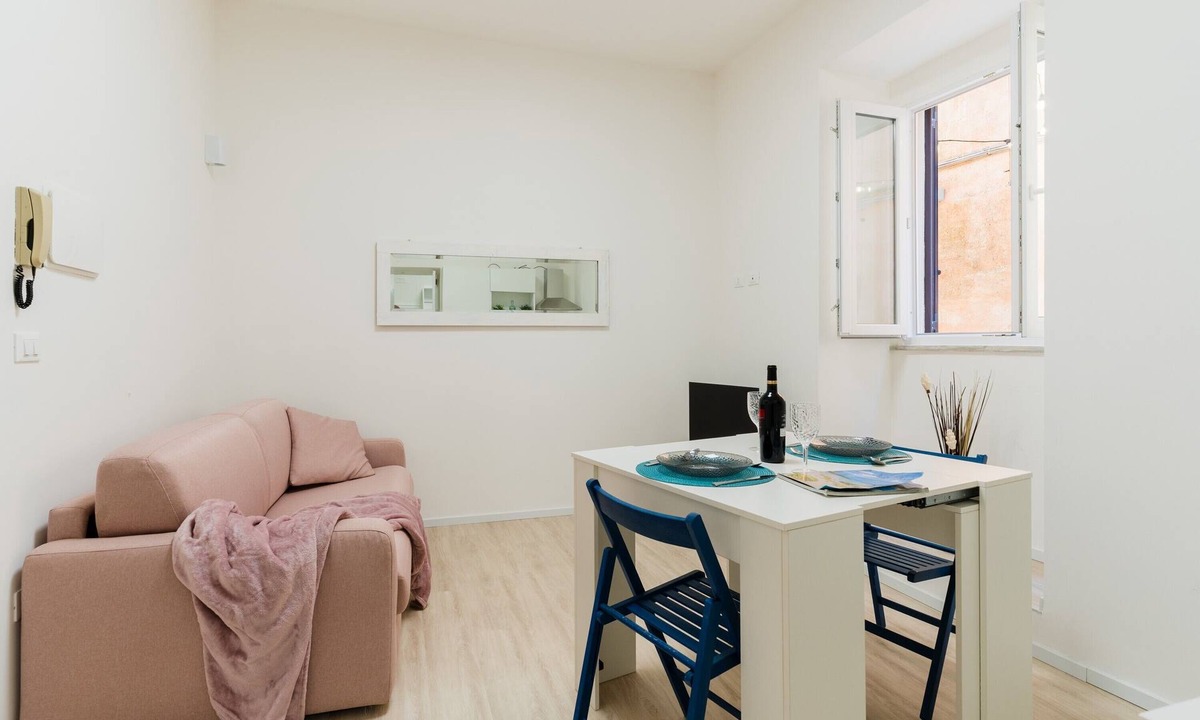 Otranto Historic Centre House | Penelope House Centro Storico: Modern Design, Wi-Fi & Air Conditioning