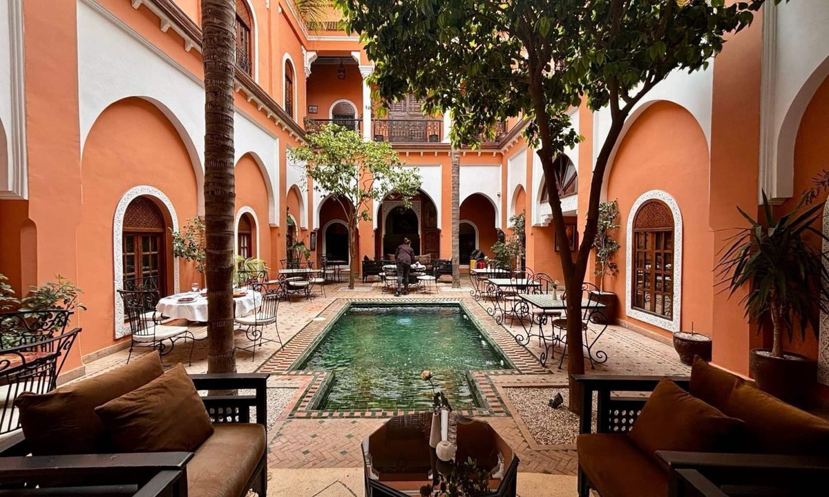 Bab Taghzout House | Riad Amina