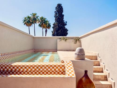 Sidi Ben Slimane El Jazouli Villa | Riad Djannaat Exceptional private riad pool staff