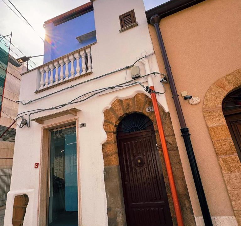Partinico Apartment | Romys Balcony