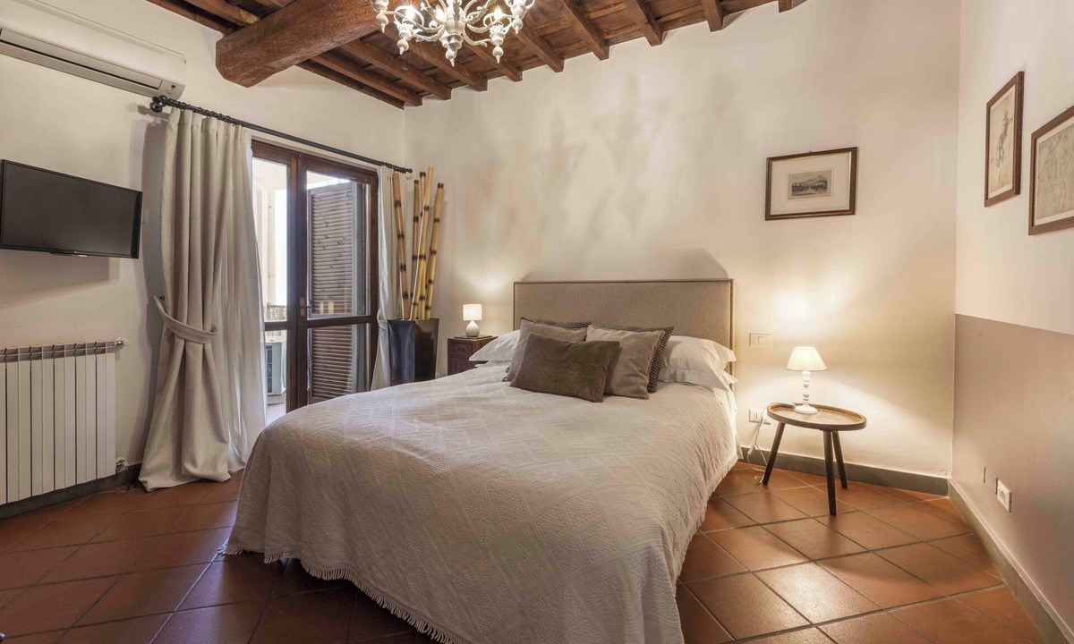 San Lorenzo Apartment | Rosina by MMega