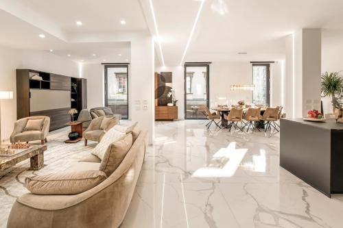 Como City Centre Apartment | Royal Duomo Residence by Aura Luxury Collection