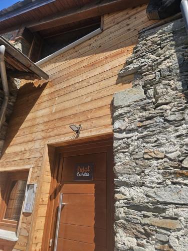 La Salle Apartment | Rural Cachettes
