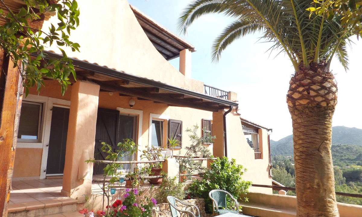 Eden Rock House | SARDINIA - Holiday home with pool just a few minutes from beautiful beaches