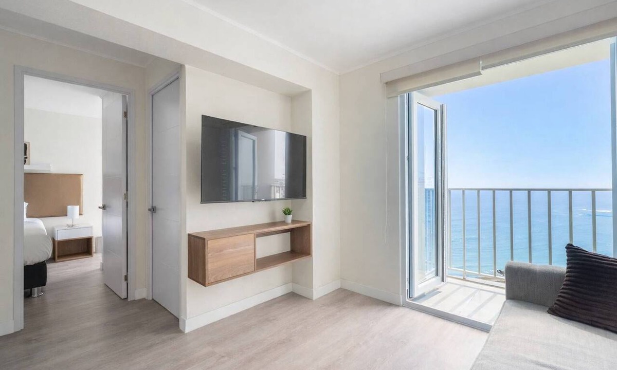 Barranco Apartment | Sight 1707 · Ocean View 2BR Stylish Apt Pool, Gym & Parking
