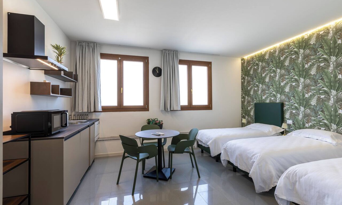 Viadana House | SMART ROOMS Foresteria