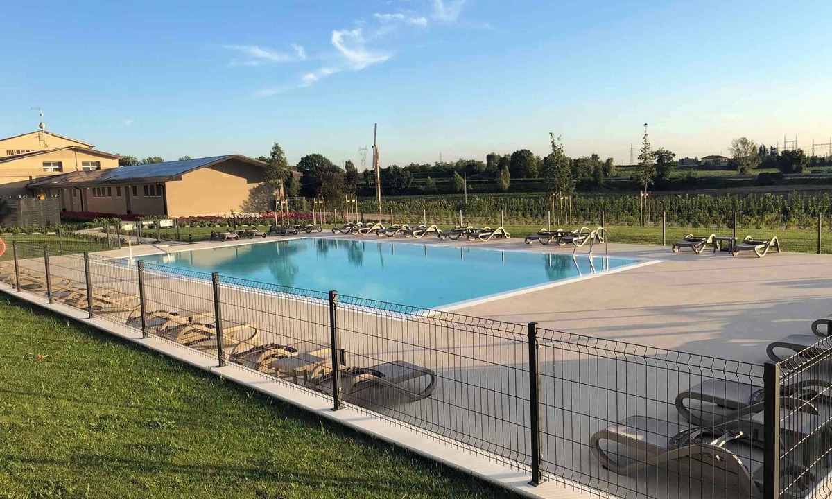 Colà Di Lazise Apartment | Studio with balcony for 4 people