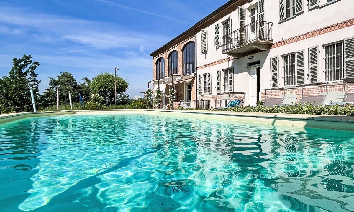 Portacomaro Villa | Stunning private villa for 10 guests with private pool, WIFI, A/C, TV and patio