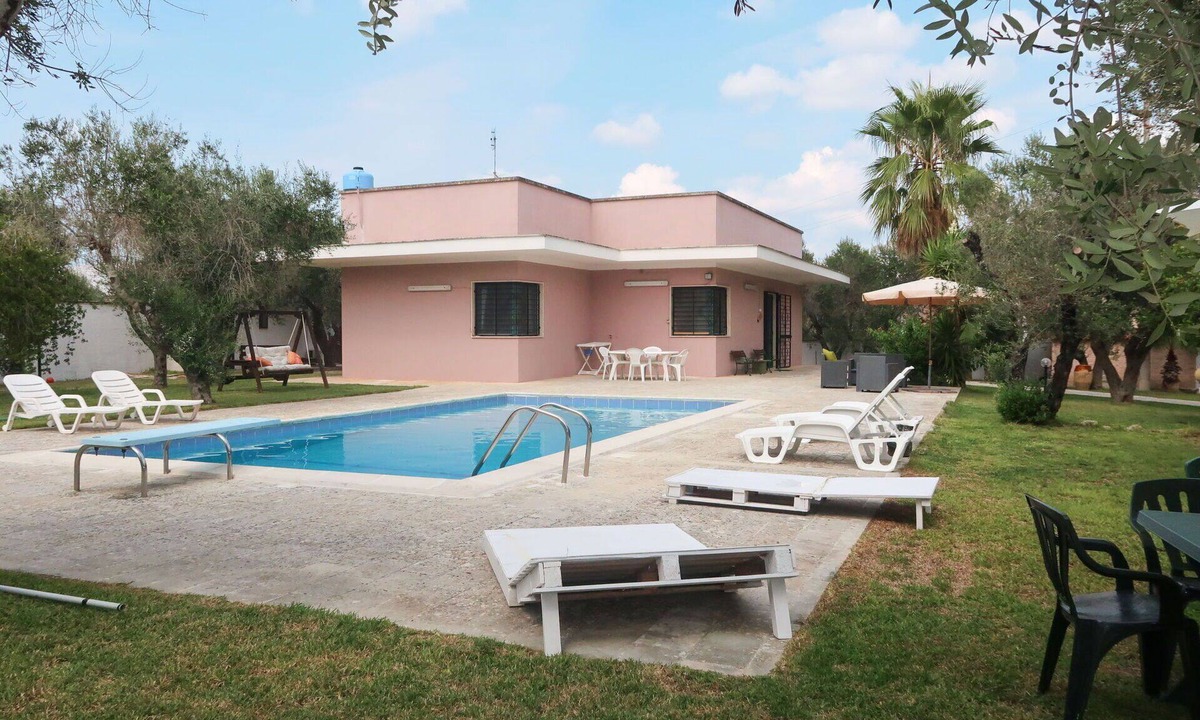Martignano Villa | Stunning private villa for 6 guests with private pool, A/C, WIFI, TV, terrace and pets allowed