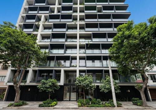 Reducto Apartment | Stylish Diego Ferré 293 Apartments by Geko