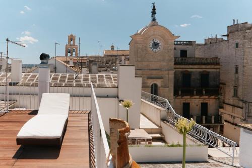 Old Town Cisternino Apartment | Terrazza sull Orologio - Central Square View