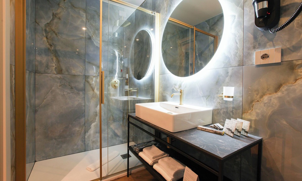 Carrobbio Hotel | THE FLOOR