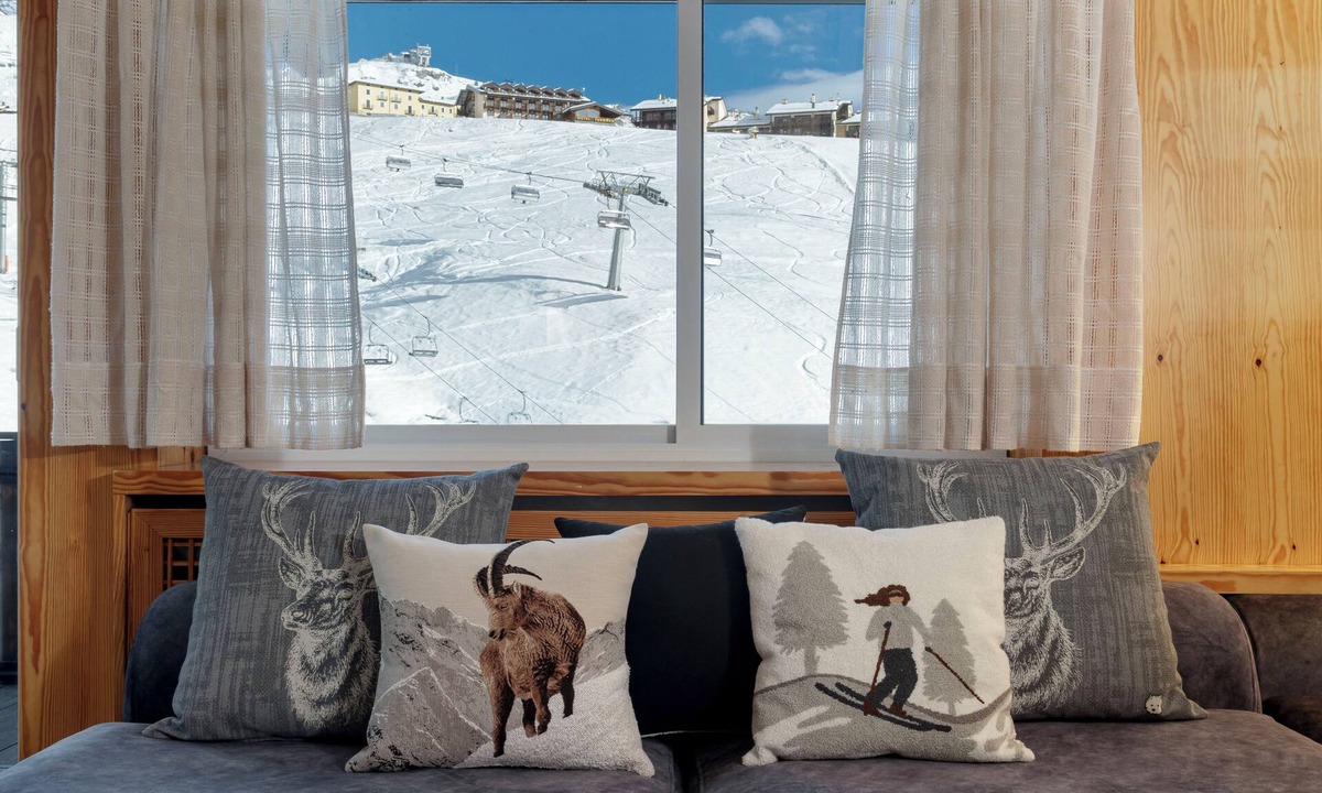 Cervinia Apartment | The View - Central Ski View Apartment