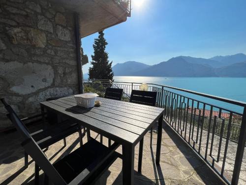 Cassone Apartment | The view house