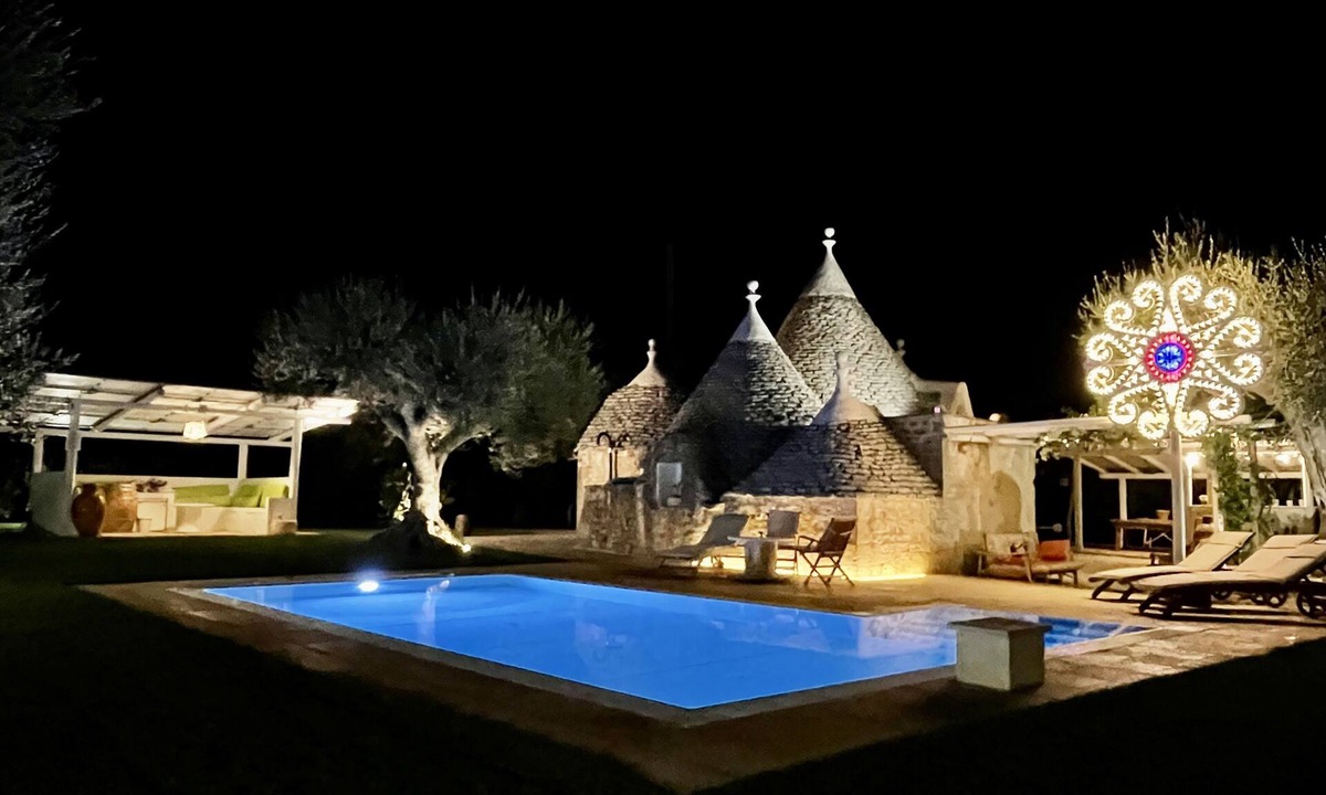 Polignano a Mare Villa | Trulli Puglia Tales