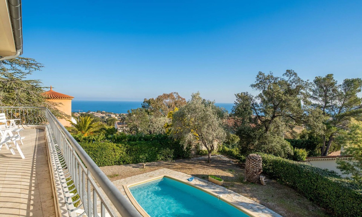 Saint-Aygulf House | Vacation home Gisèle by Interhome