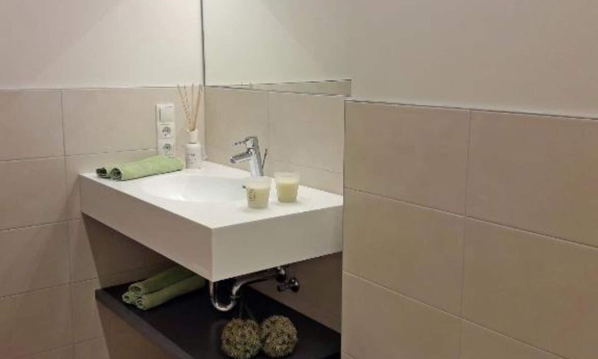 Unterrain/Riva di Sotto House | Versigglhof Apartment with Balcony 2