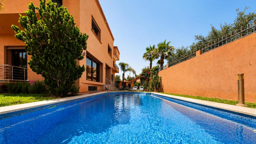 Menara House | Villa Amroth