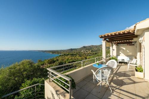 Terra Mala House | Villa Daisy