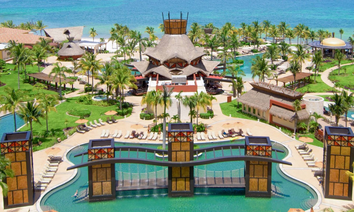 Playa Mujeres Resort | Villa del Palmar Cancun Luxury Beach Resort & Spa
