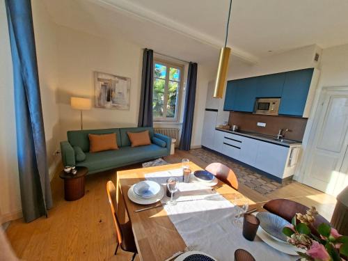 Lesa Apartment | Villa Grappoli Apt MAGGIORE with lake view