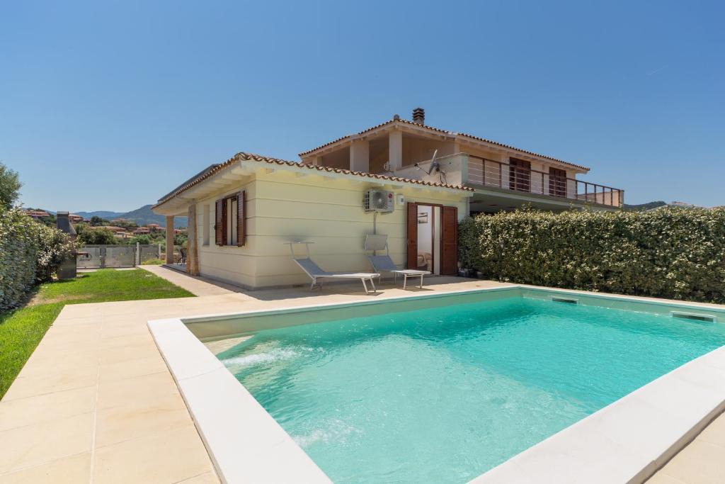San Teodoro City Centre House | Villa Isabel