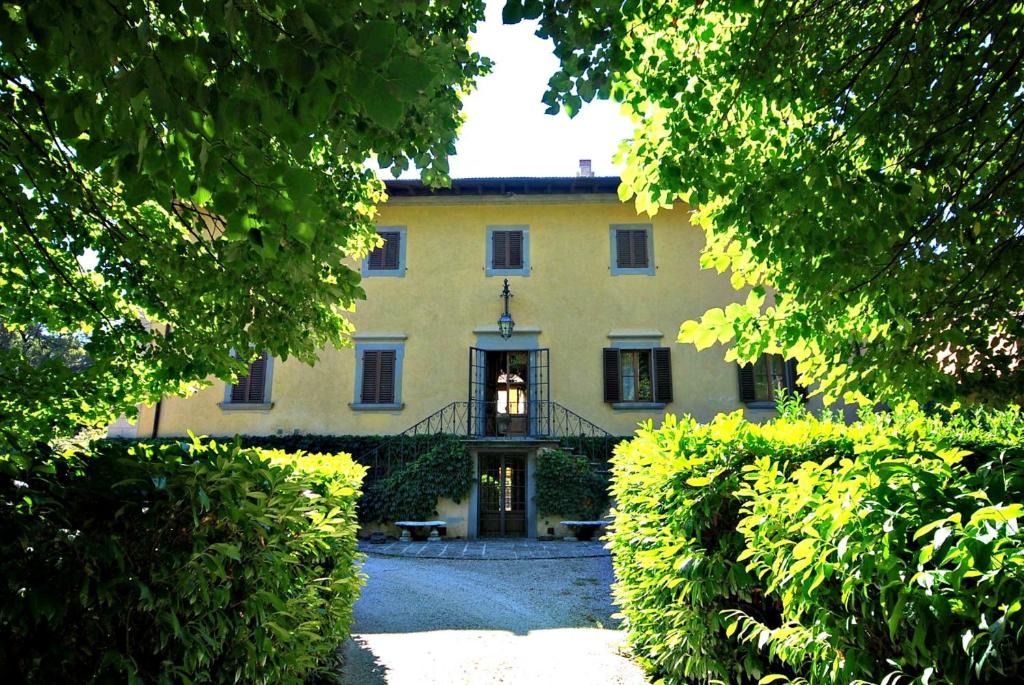 Borgo San Lorenzo Villa | Villa Salaiole