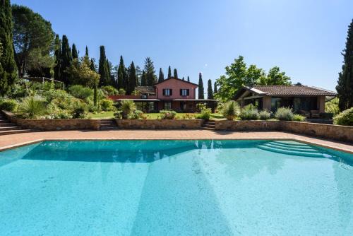 San Gimignano Villa | Villa San Gimignano View by Mmega