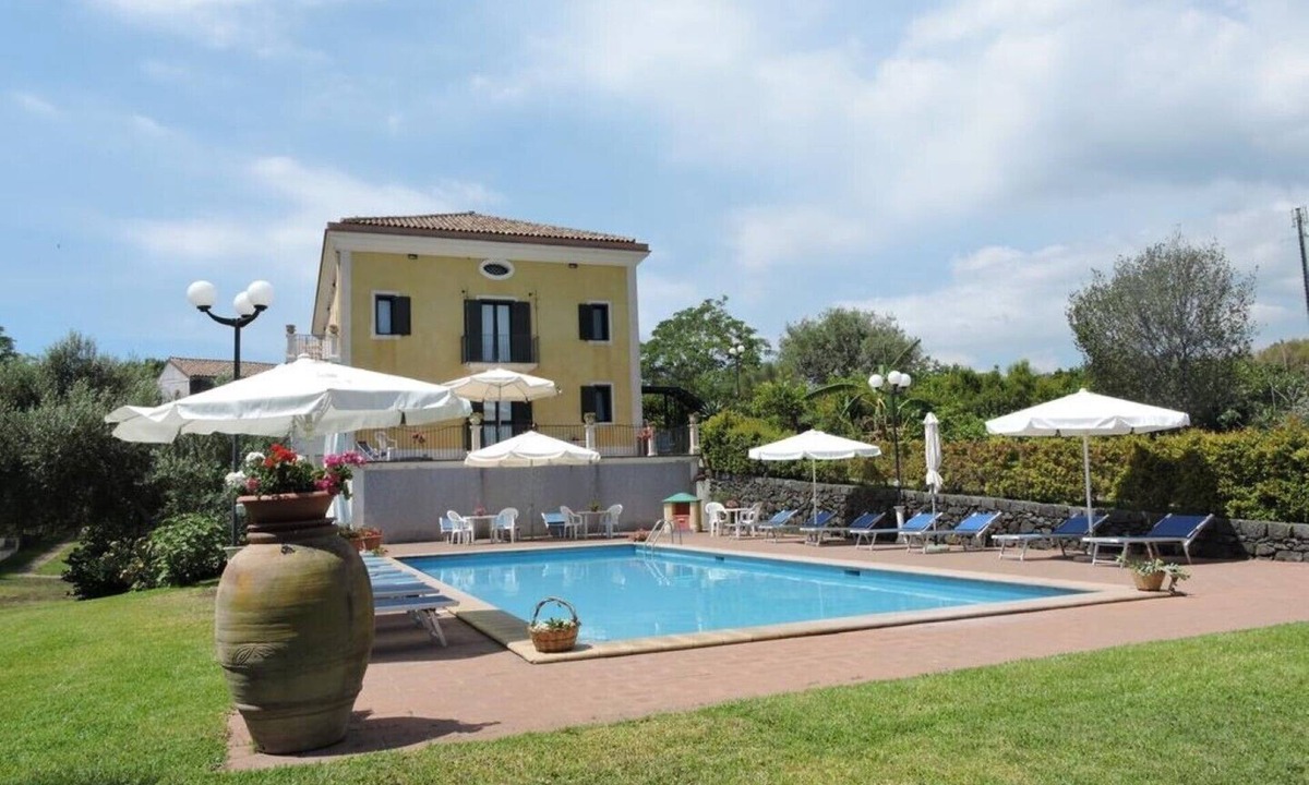 Scillichenti Apartment | Villa Sciare Modò First floor apartment