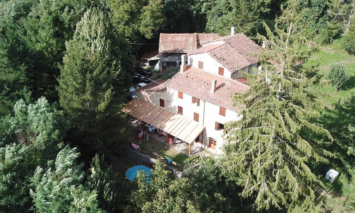 Casoli House | Villa surrounded by greenery