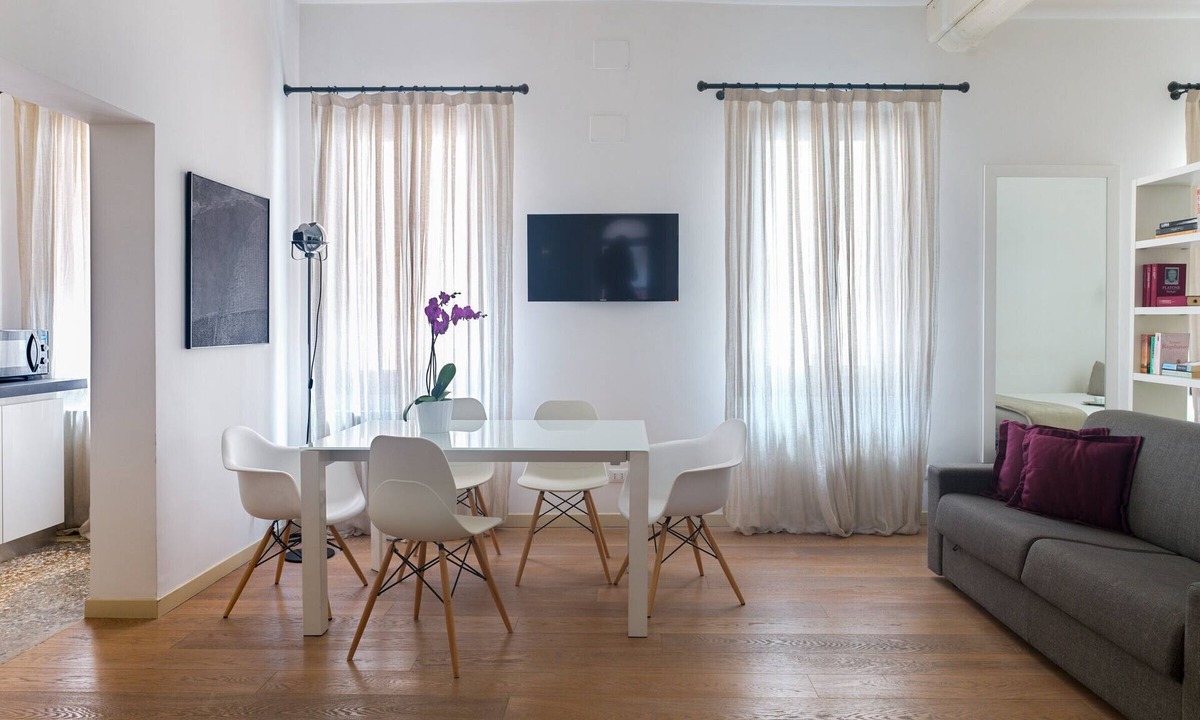 San Marco Apartment | Vintage Style Apartment next to Fenice Theatre