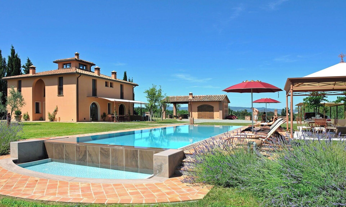 Peccioli Villa | Wonderful private villa for 11 guests with A/C, WIFI, private pool, TV and veranda