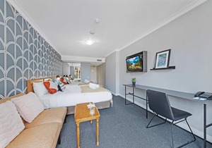 KozyGuru | Sydney CBD | Freshly | 2 Bed Studio