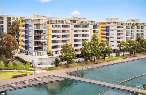 Rouse Hill Apartment | 138 m² Apartment ∙ 3 bedrooms ∙ 7 guests